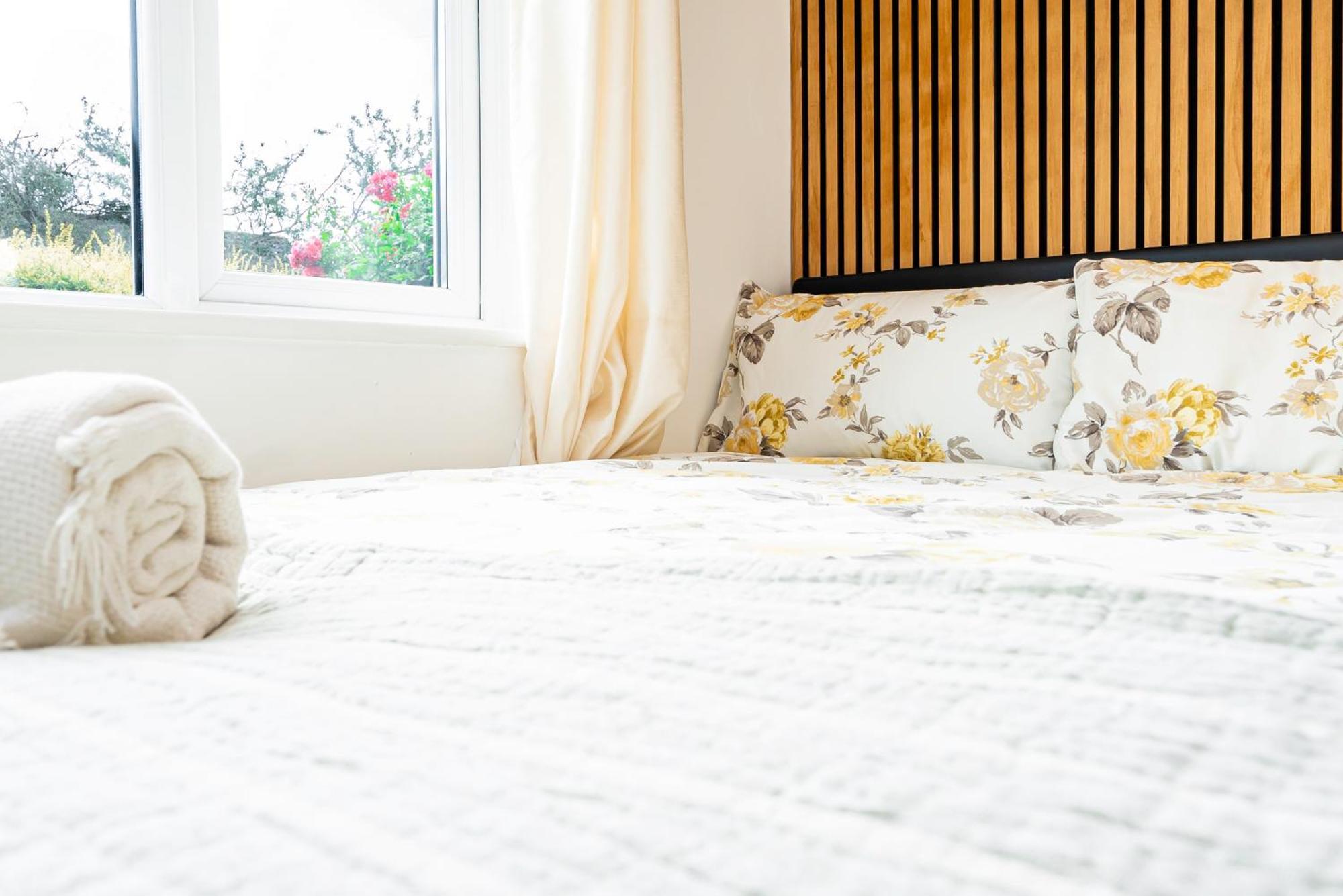 Earley Luxury Ensuite Room With Private Entrance Ρίντινγκ Εξωτερικό φωτογραφία