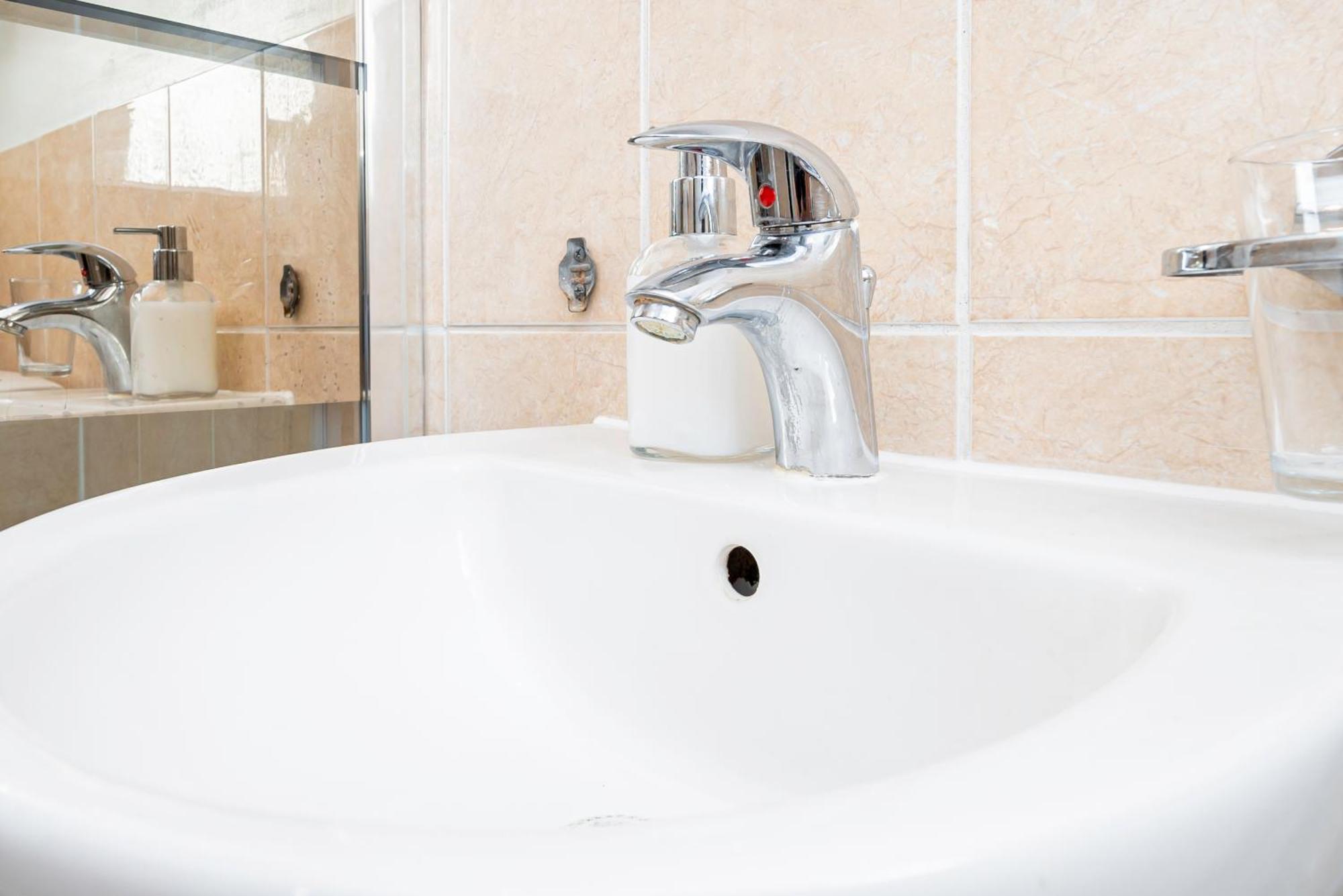 Earley Luxury Ensuite Room With Private Entrance Ρίντινγκ Εξωτερικό φωτογραφία