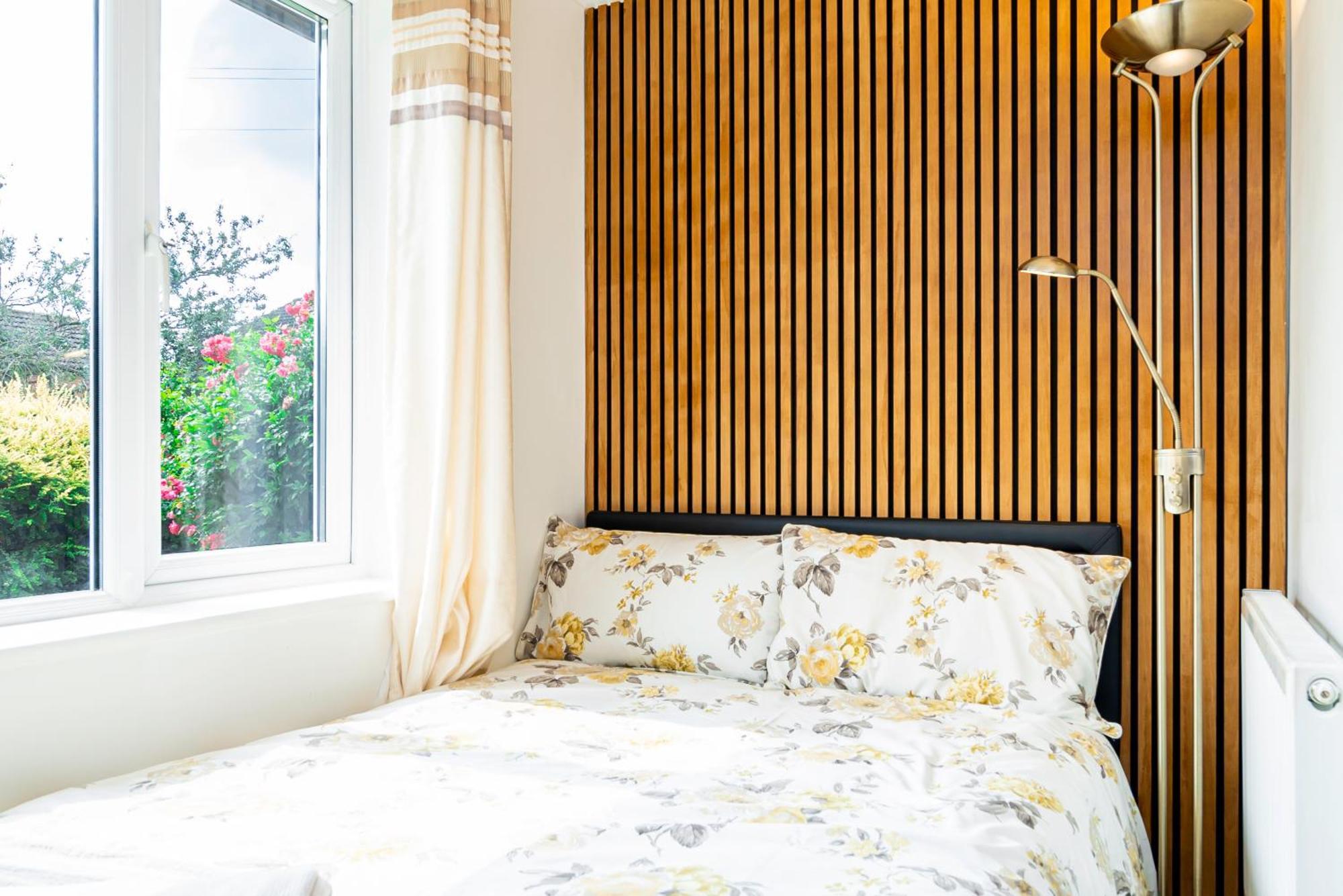 Earley Luxury Ensuite Room With Private Entrance Ρίντινγκ Εξωτερικό φωτογραφία