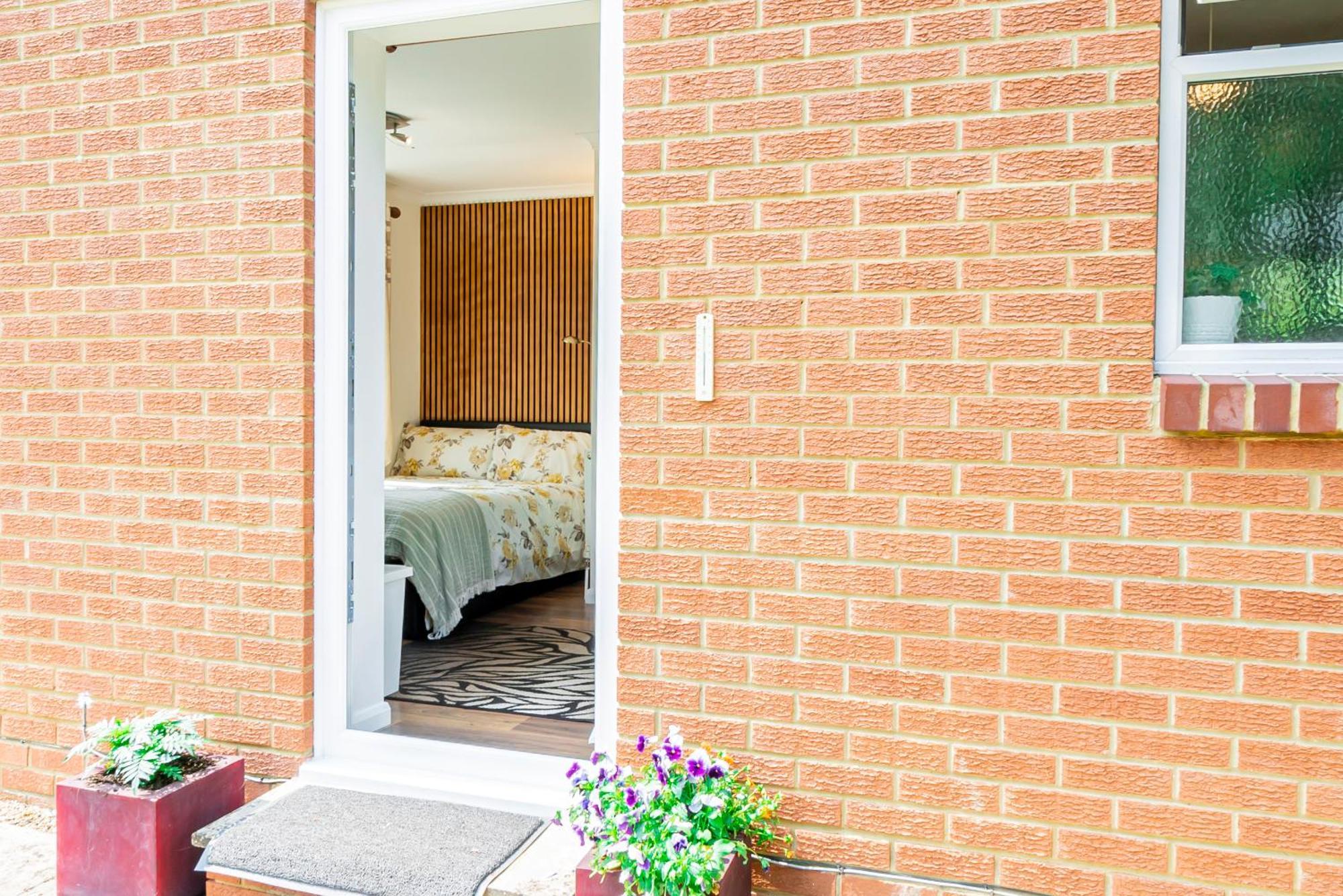 Earley Luxury Ensuite Room With Private Entrance Ρίντινγκ Εξωτερικό φωτογραφία